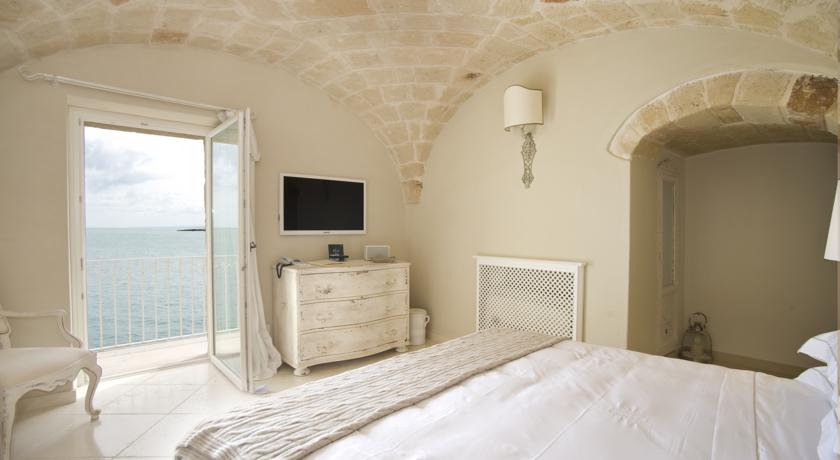Beach Hotels In The Land Of Bari Beach Hotels Near Bari 03